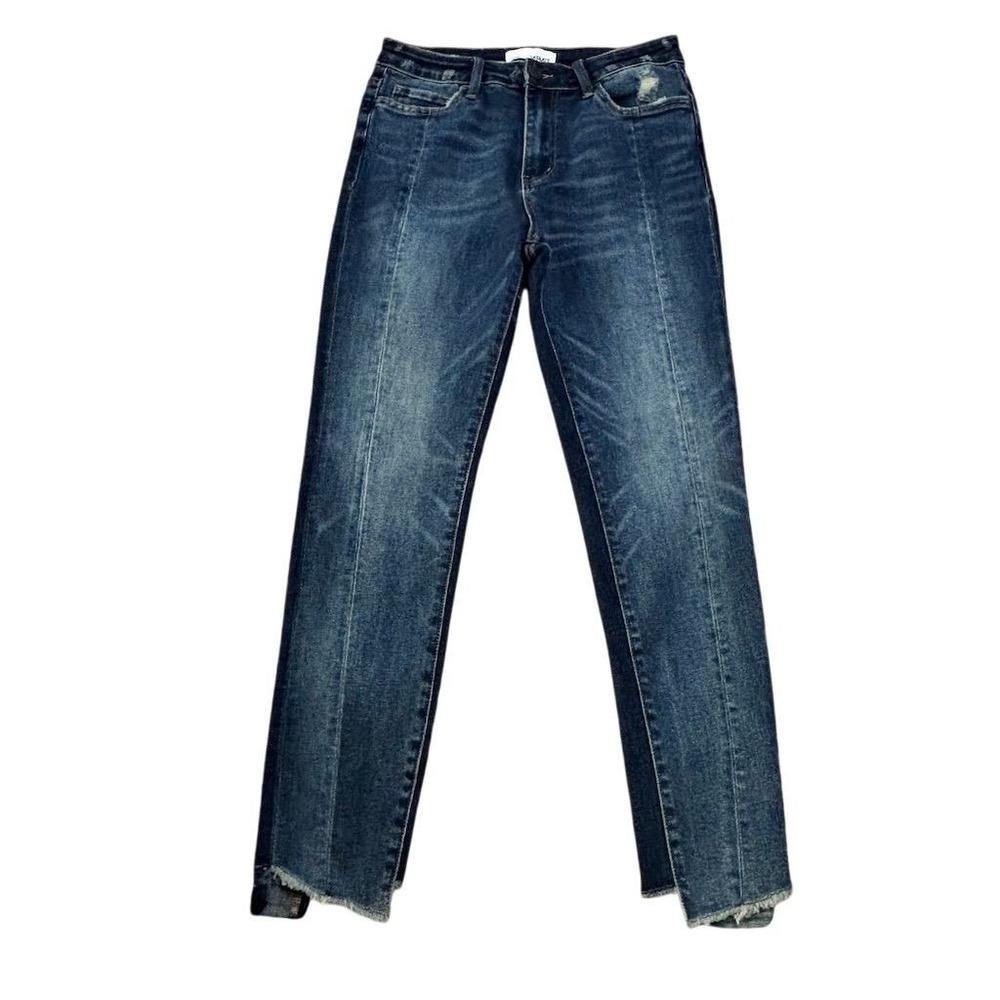 Vervet Women's High Rise Ankle Jeans Size 28 Blue Distressed‎ Hem